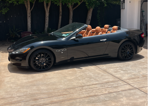 2010 Maserati GranTurismo Base