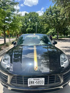 Black 2018 Porsche Macan Macan