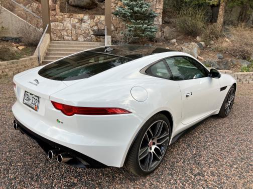 2015 Jaguar F-TYPE R