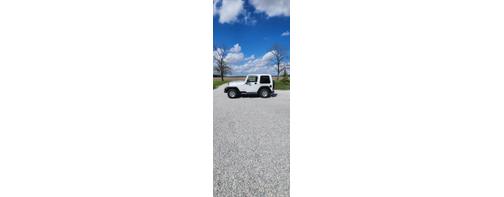 White 2004 Jeep Wrangler Sport