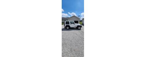 White 2004 Jeep Wrangler Sport