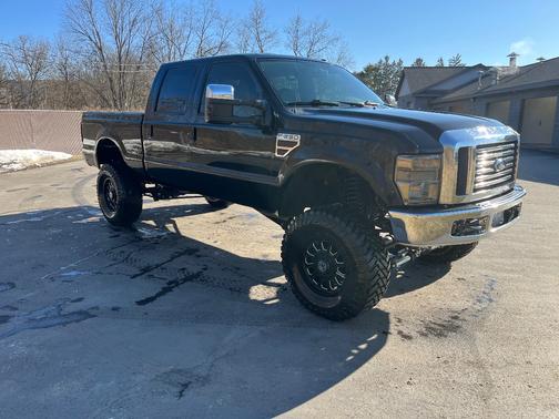 2010 Ford F-250 Lariat Super Duty Crew Cab