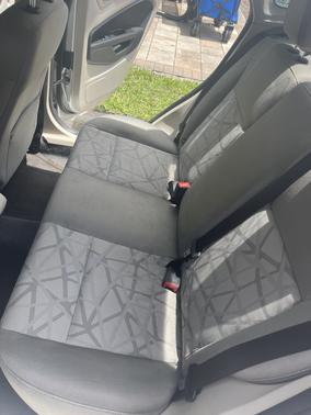 2013 Ford Fiesta SE