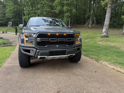 2020 Ford F-150 Raptor