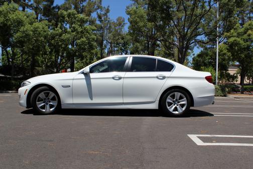 2013 BMW 528 i