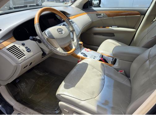 2006 Toyota Avalon Limited