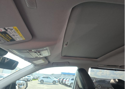 Silver 2019 Toyota Highlander XLE