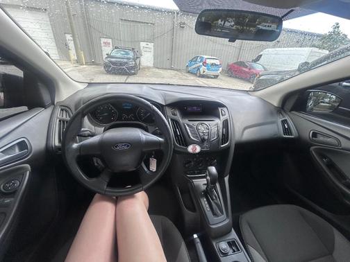 Gray 2012 Ford Focus S