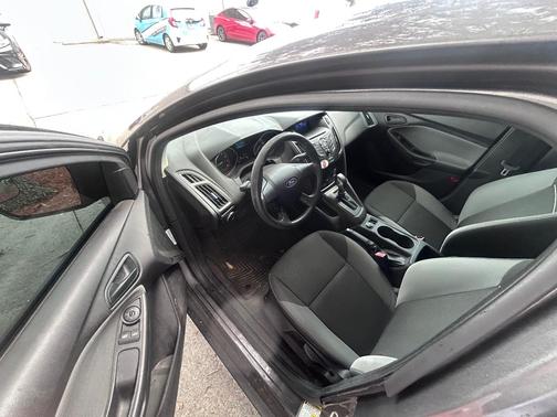 Gray 2012 Ford Focus S
