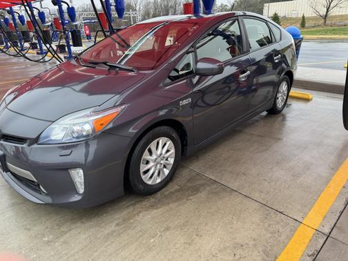 2012 Toyota Prius Plug-in Base