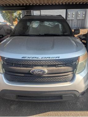 Silver 2013 Ford Explorer Base