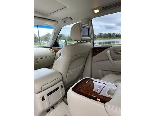 2015 INFINITI QX80 Base