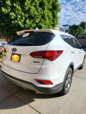 White 2017 Hyundai Santa Fe Sport 2.4L