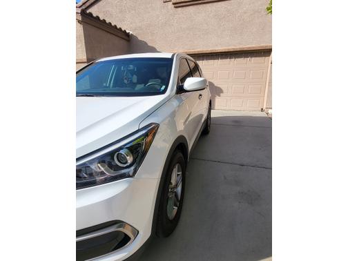 White 2017 Hyundai Santa Fe Sport 2.4L