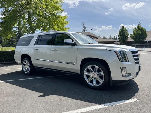 2015 Cadillac Escalade ESV Premium