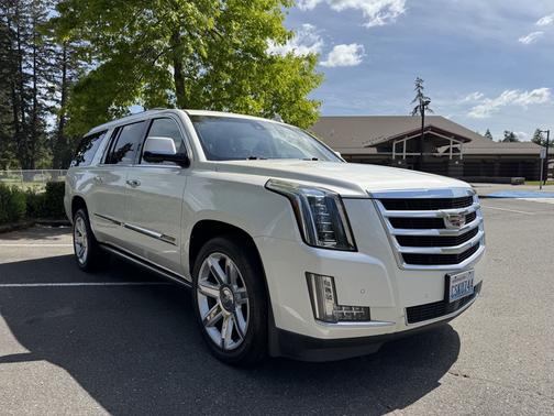 2015 Cadillac Escalade ESV Premium