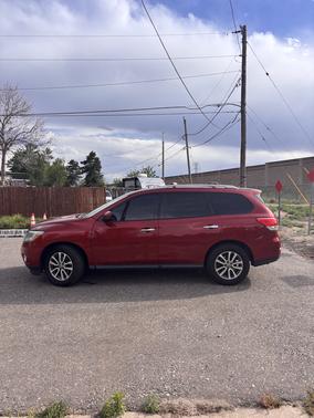 Red 2015 Nissan Pathfinder SV