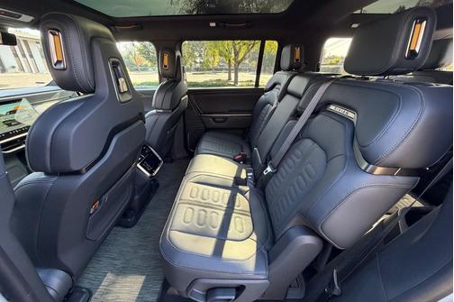 Gray 2026 Rivian R1S Dual-Motor Max Pack