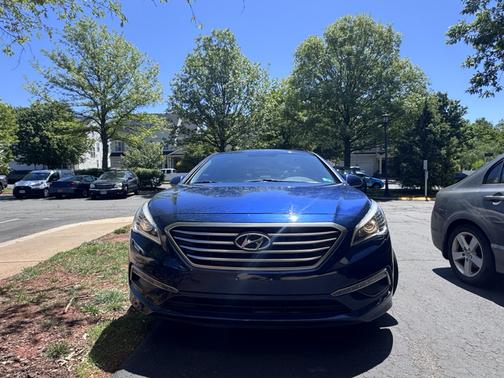 Blue 2015 Hyundai SONATA SE