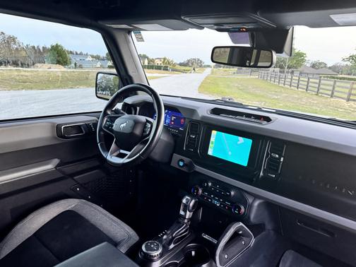 White 2022 Ford Bronco Big Bend