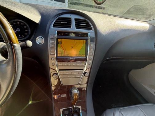 2010 Lexus ES 350 Base