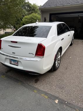 White 2015 Chrysler 300C Base