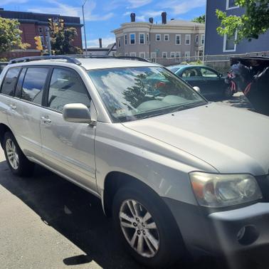 Photo 3 of 5 of 2006 Toyota Highlander Hybrid Base