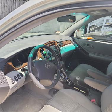 Photo 4 of 5 of 2006 Toyota Highlander Hybrid Base