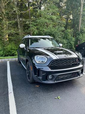 Black 2024 MINI Countryman Cooper S ALL4