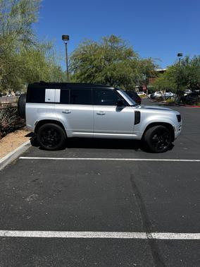 2022 Land Rover Defender XS Edition