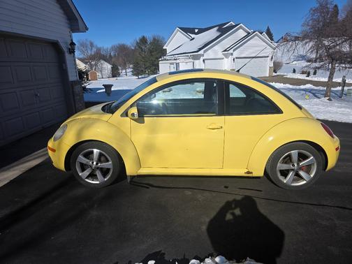 2006 Volkswagen New Beetle 2.5
