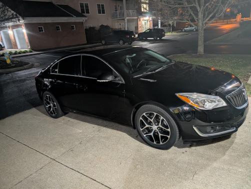2017 Buick Regal Turbo Sport Touring