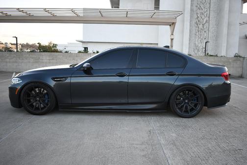 Gray 2015 BMW M5 Base