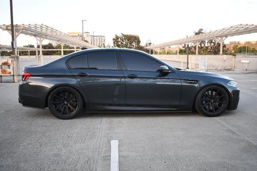 Gray 2015 BMW M5 Base