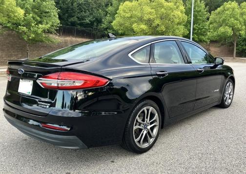 Black 2019 Ford Fusion Hybrid Titanium