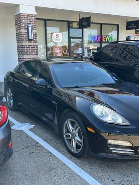 2013 Porsche Panamera Panamera 4 Platinum Edition