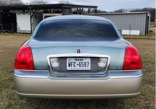 2006 Lincoln Town Car Designer