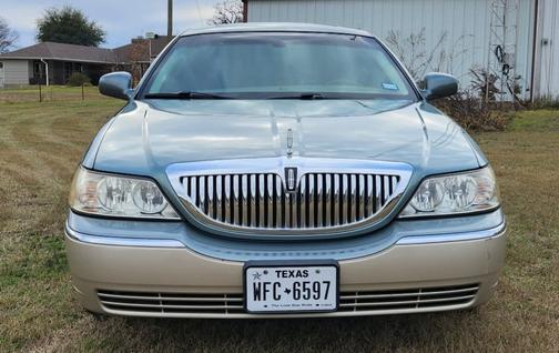 2006 Lincoln Town Car Designer