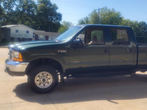 2000 Ford F-250 XLT Crew Cab Super Duty
