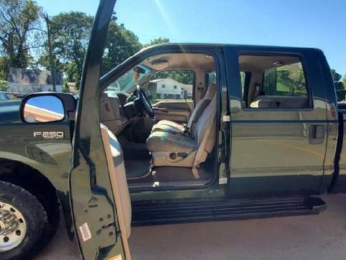 2000 Ford F-250 XLT Crew Cab Super Duty