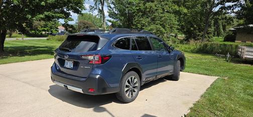 Blue 2023 Subaru Outback Limited