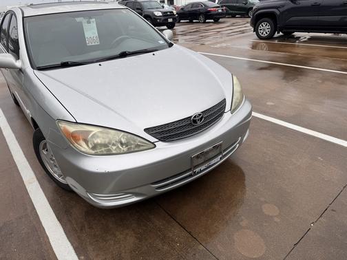 Silver 2003 Toyota Camry XLE