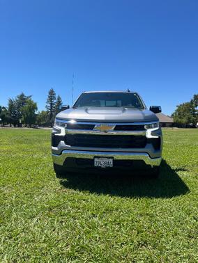 Gray 2024 Chevrolet Silverado 1500 LT
