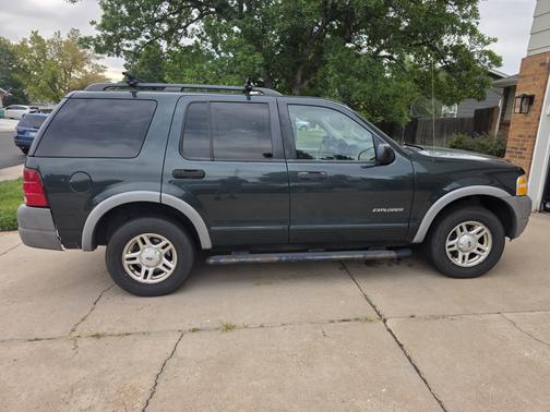 Green 2002 Ford Explorer XLS