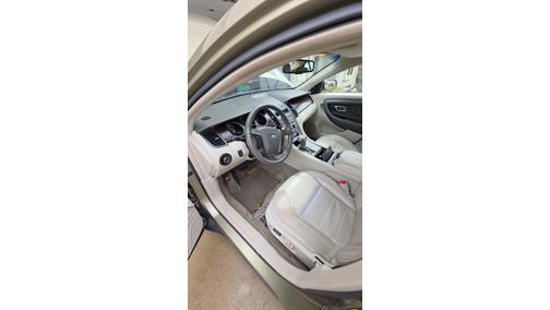 Green 2012 Ford Taurus SEL