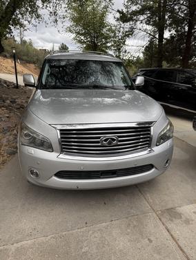 Silver 2014 INFINITI QX80 Base