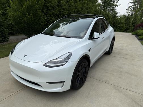 2022 Tesla Model Y Long Range
