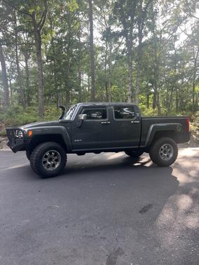 Gray 2009 Hummer H3T Alpha