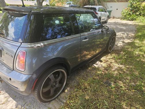 2002 MINI Cooper S Base