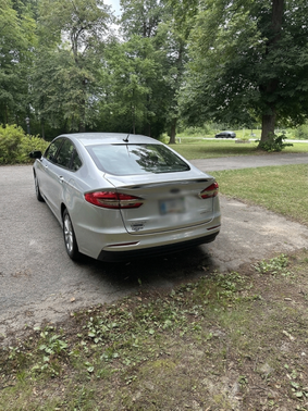 Silver 2019 Ford Fusion Energi Titanium